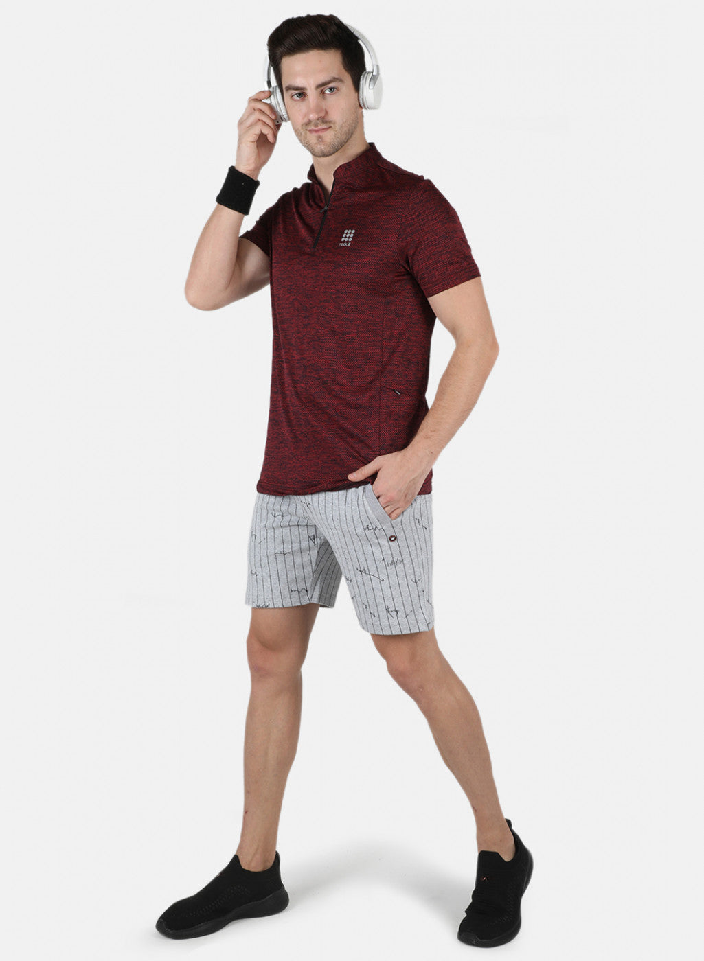 Rock.it Men Maroon Self Design Collar T-Shirt