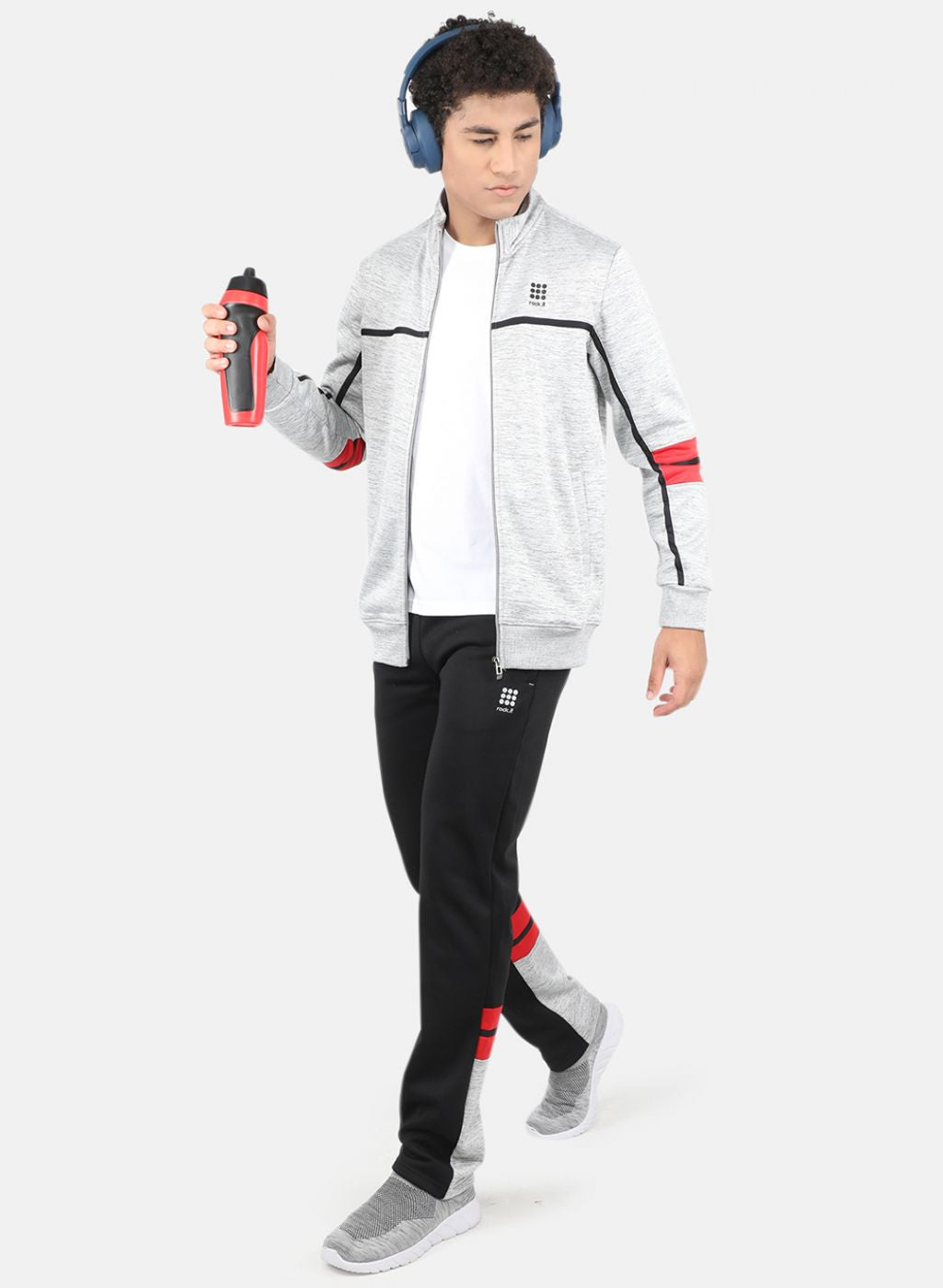 Rock.it Men Grey & Black Solid Tracksuit