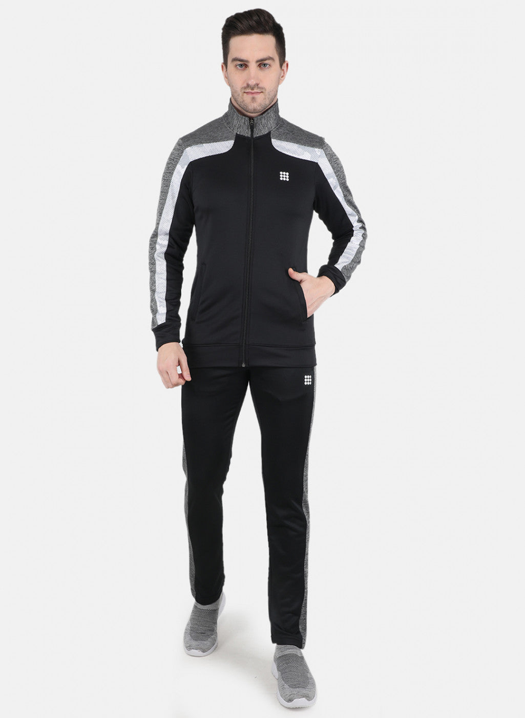 Rock.it Men Black Solid Tracksuit