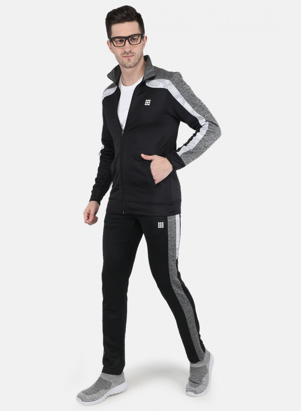 Rock.it Men Black Solid Tracksuit