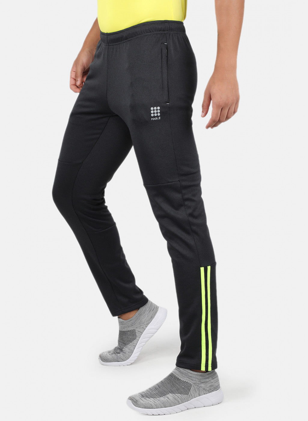 Rock.it Men Black Solid Trackpant
