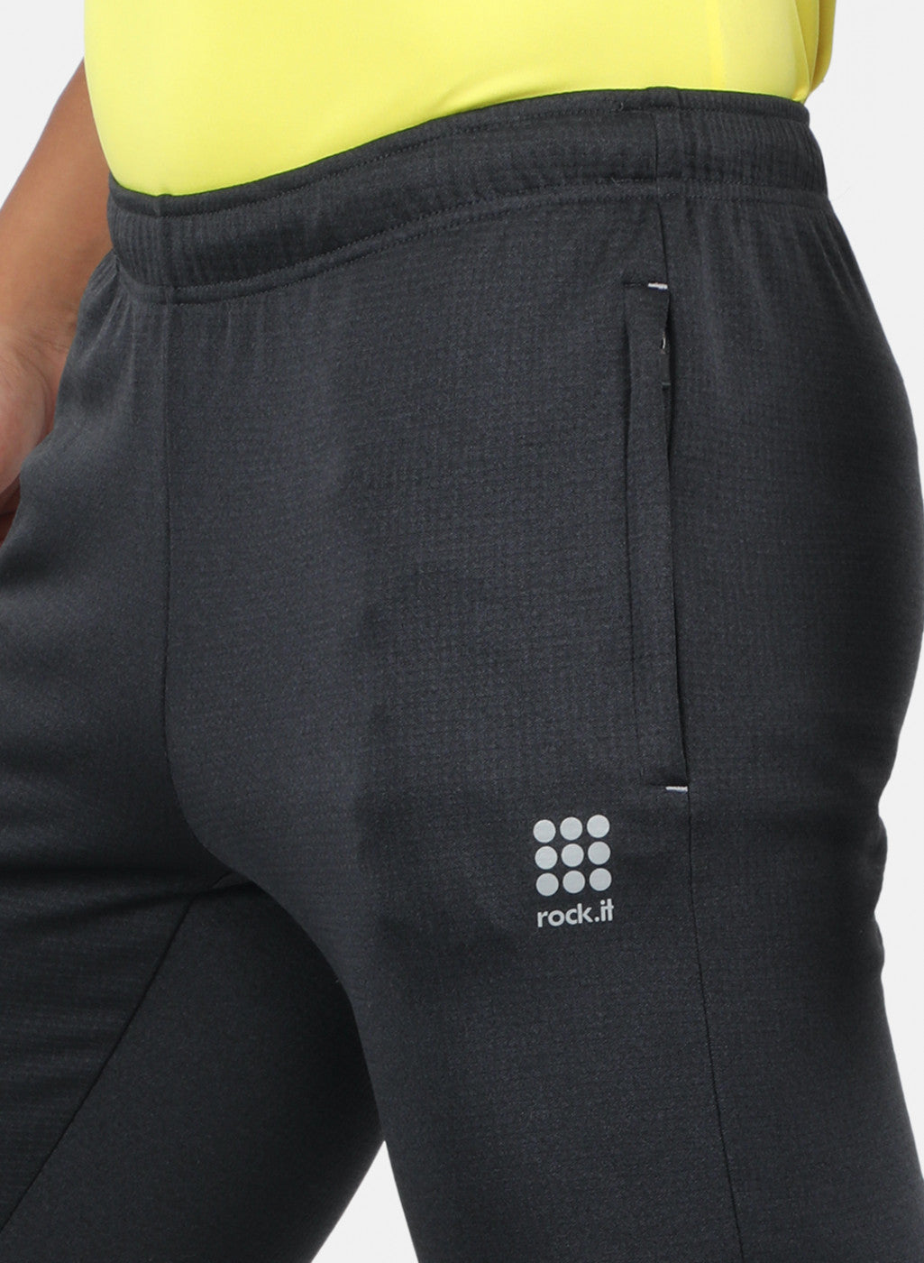 Rock.it Men Black Solid Trackpant