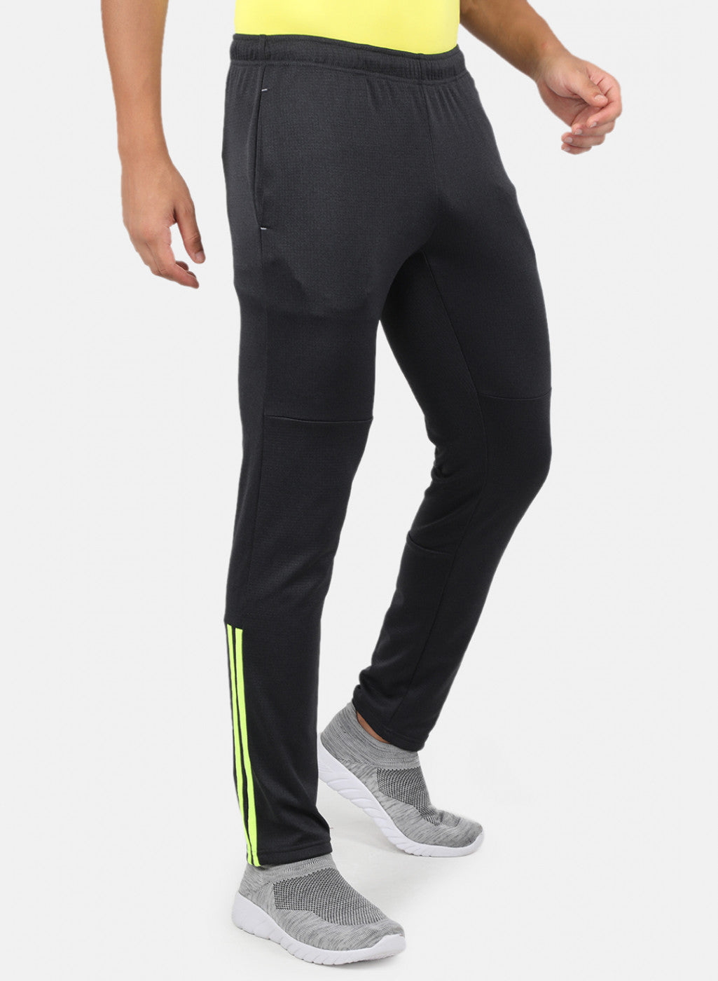 Rock.it Men Black Solid Trackpant