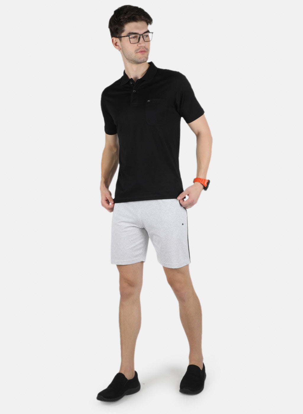 Men Black Plain T-Shirt