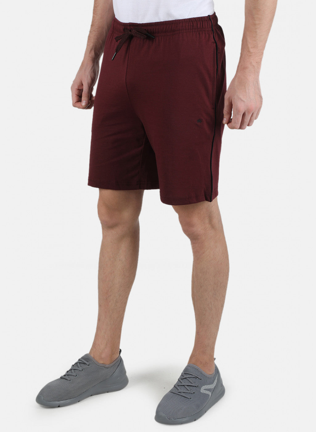 Men Maroon Plain Bermuda