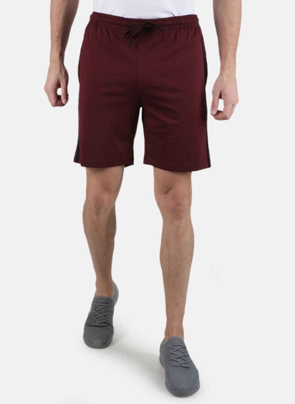 Men Maroon Plain Bermuda