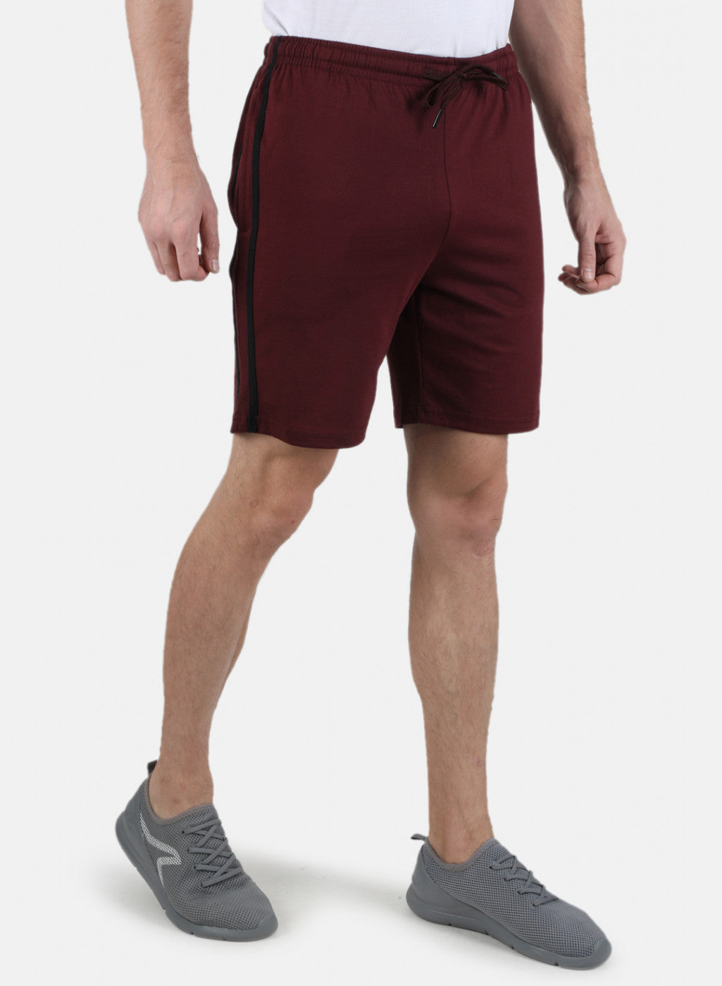 Men Maroon Plain Bermuda