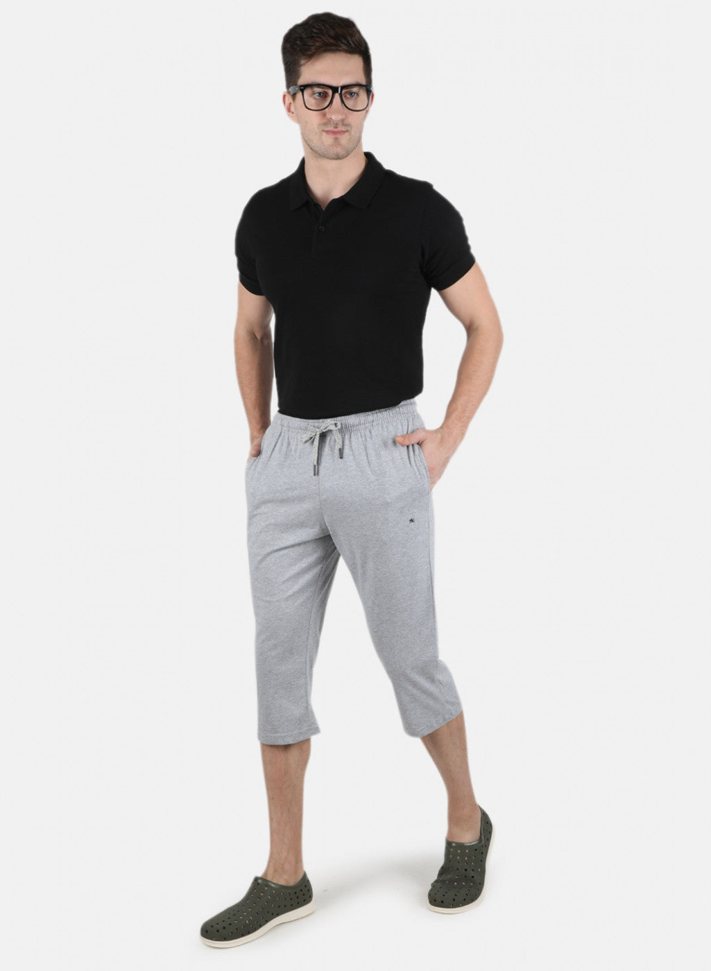Men Grey Plain Capri