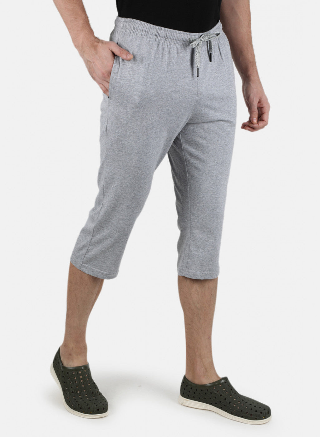 Men Grey Plain Capri
