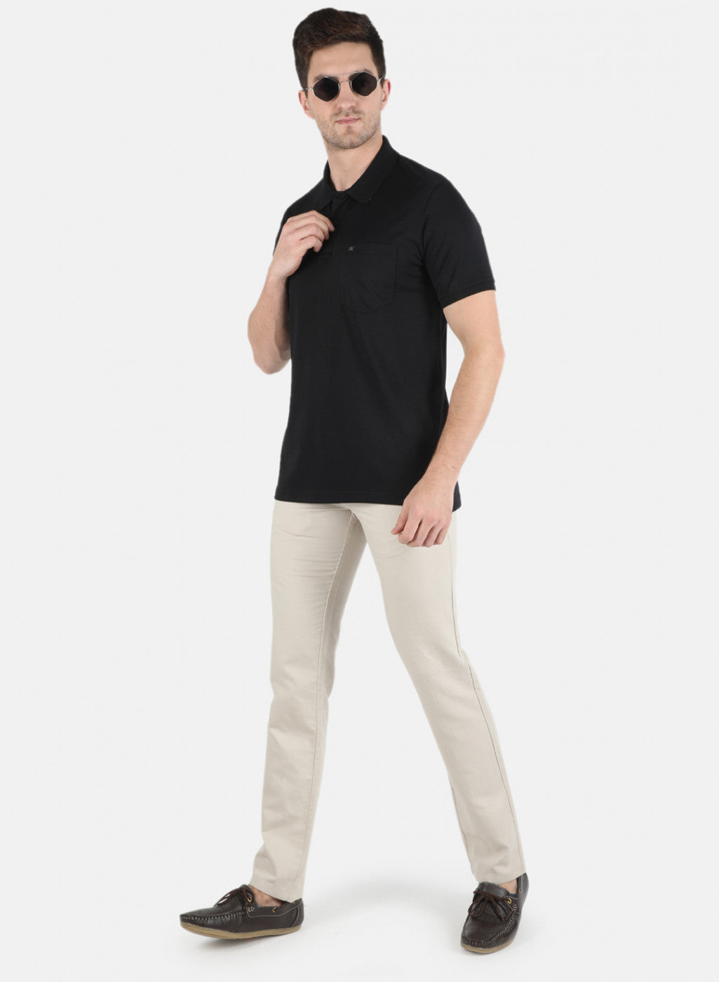Men Black Plain T-Shirt