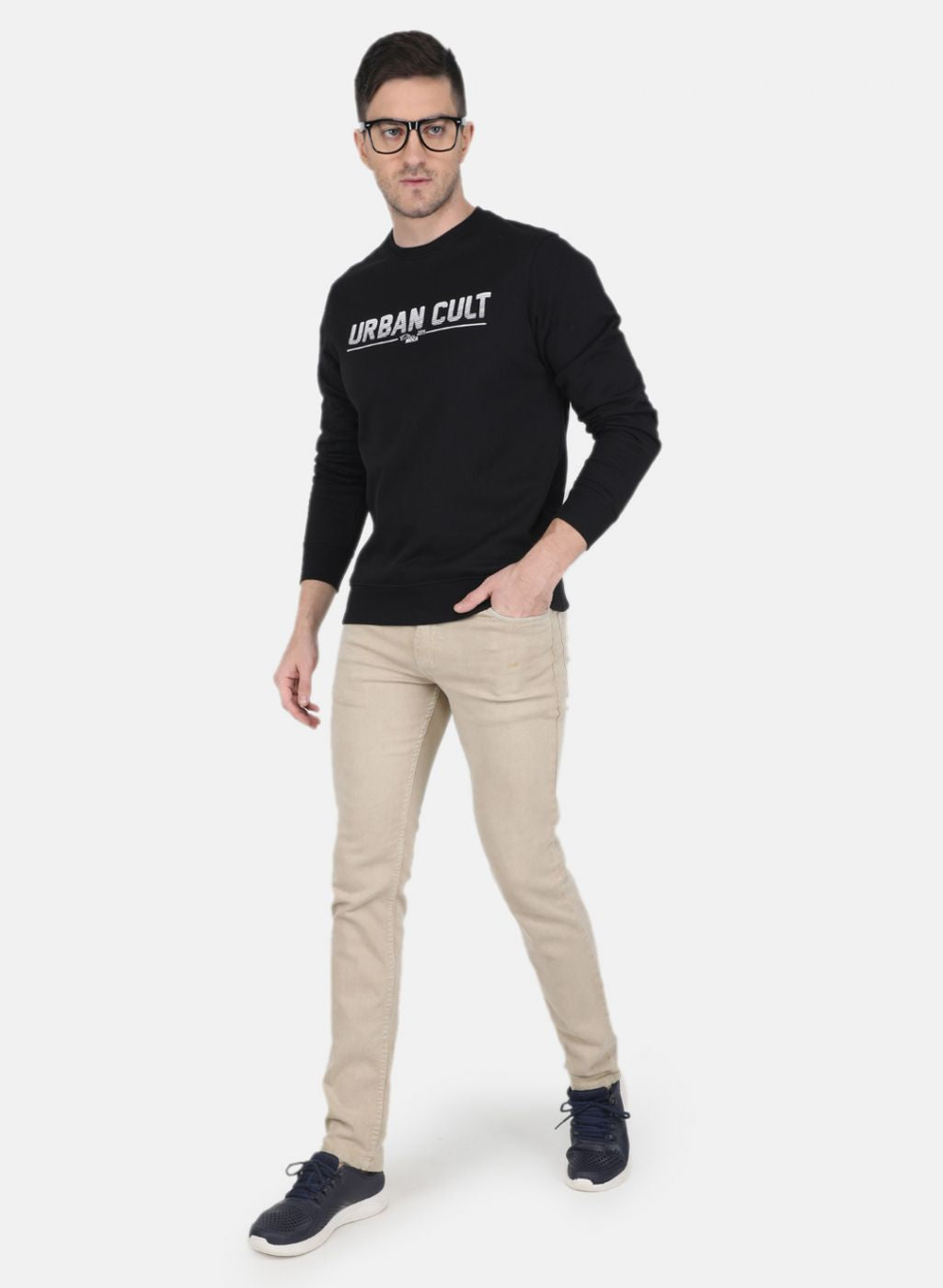 Men Black Solid Sweatshirt