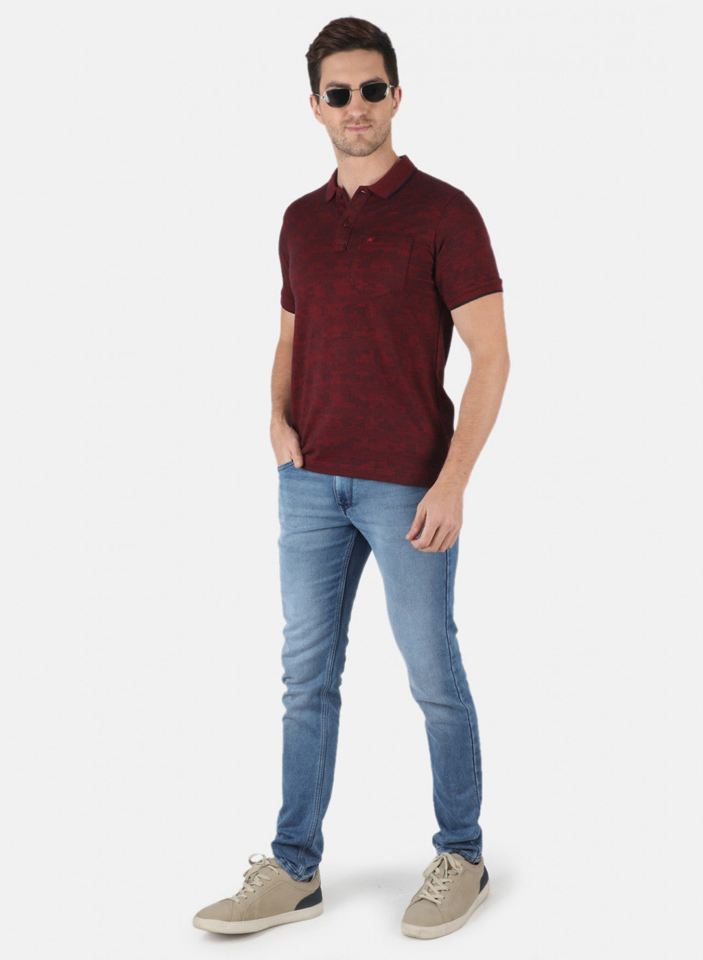 Men Maroon Stripe T-Shirt