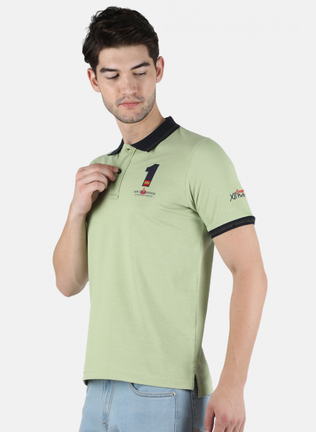 Men Green Plain T-Shirt