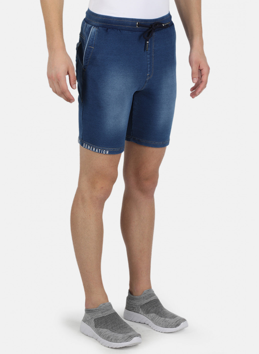 Men Blue Light Wash Bermuda