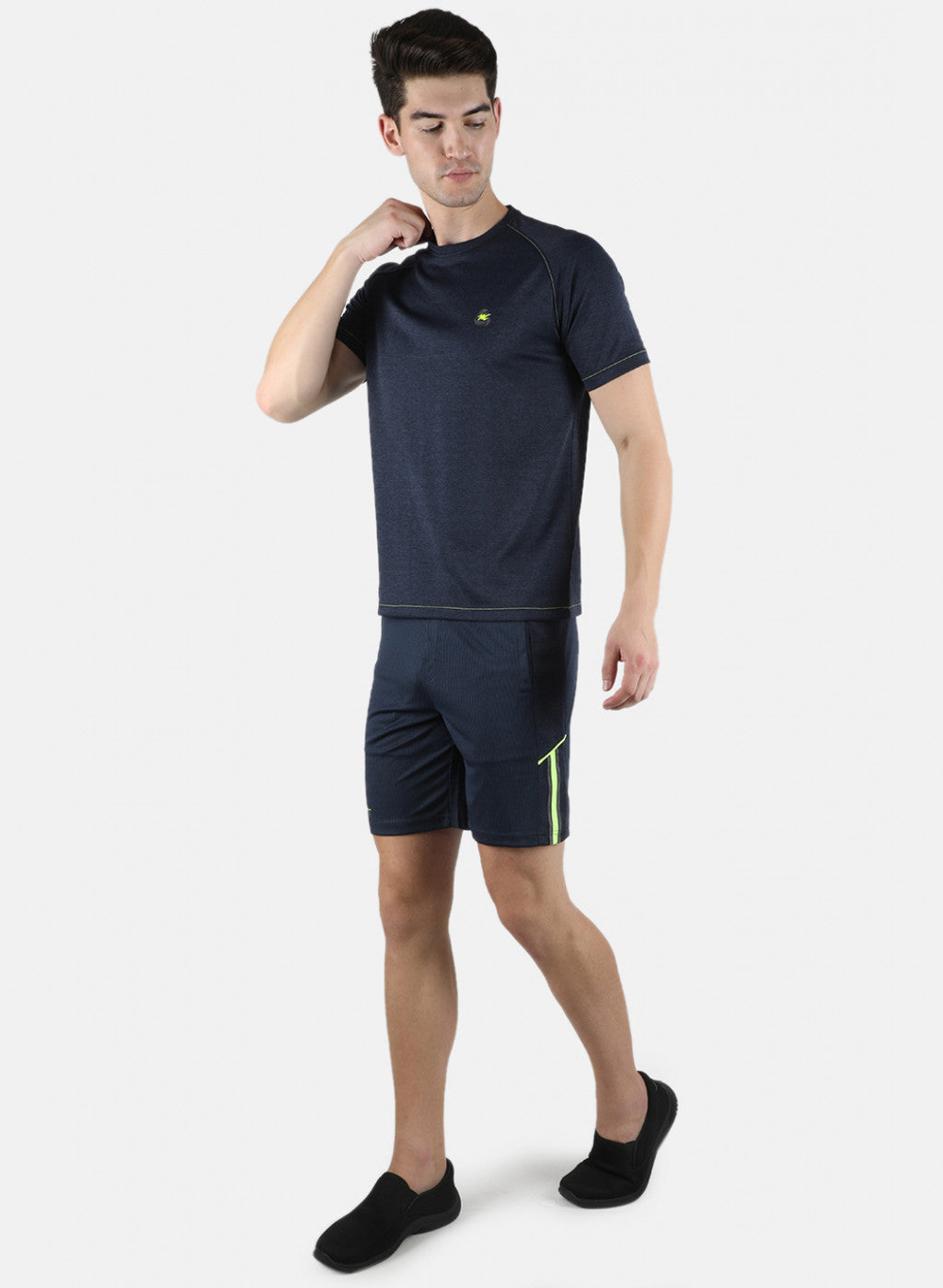 Men Blue Self Design Bermuda Set