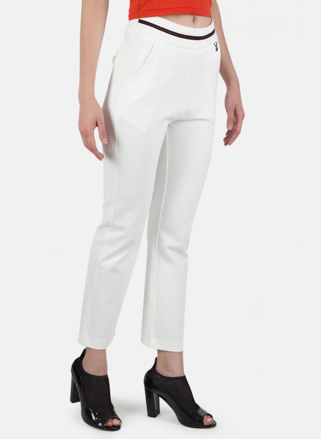 Women Off White Plain Jegging