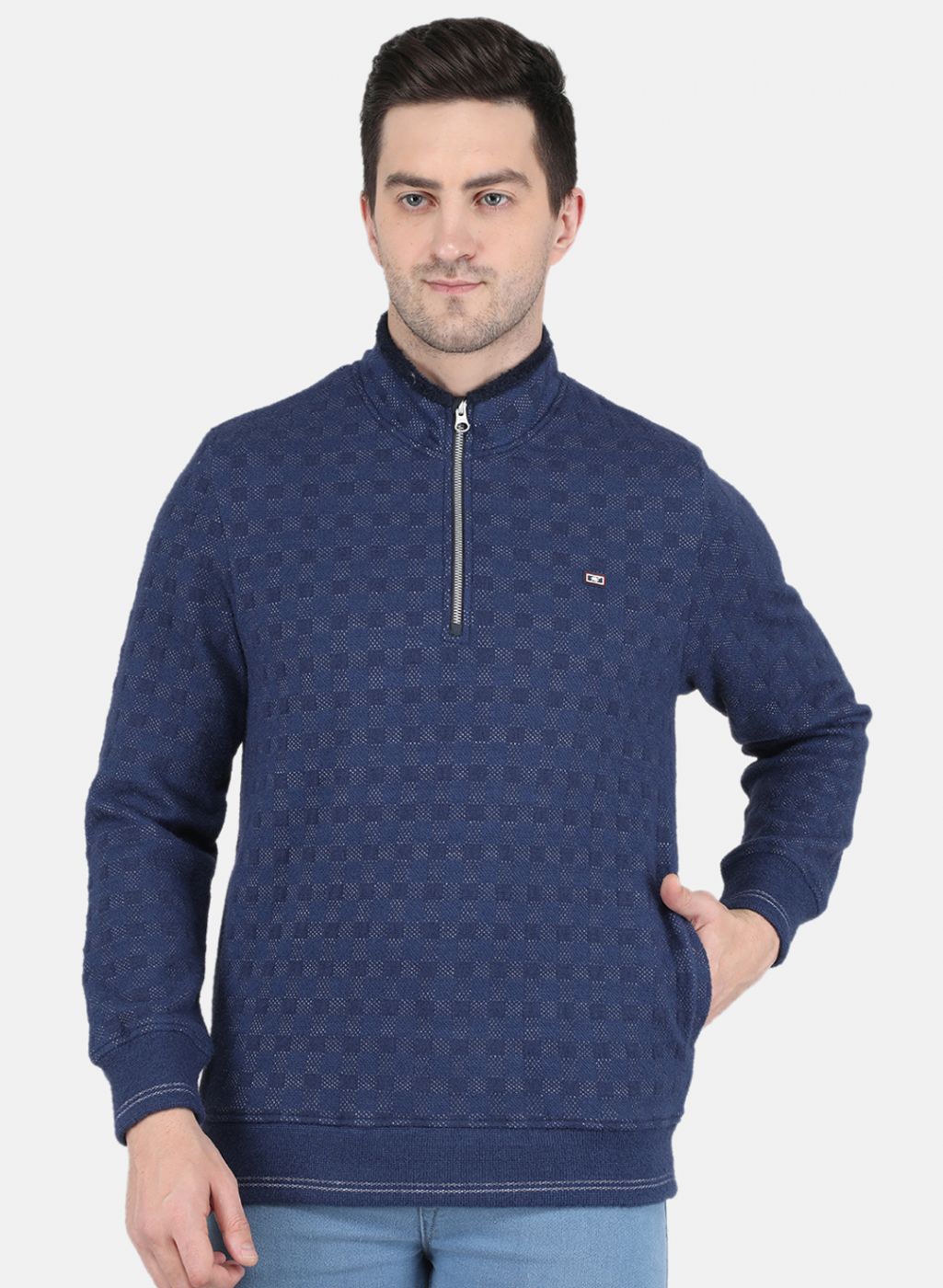 Men Blue Jaquard Sweatshirt