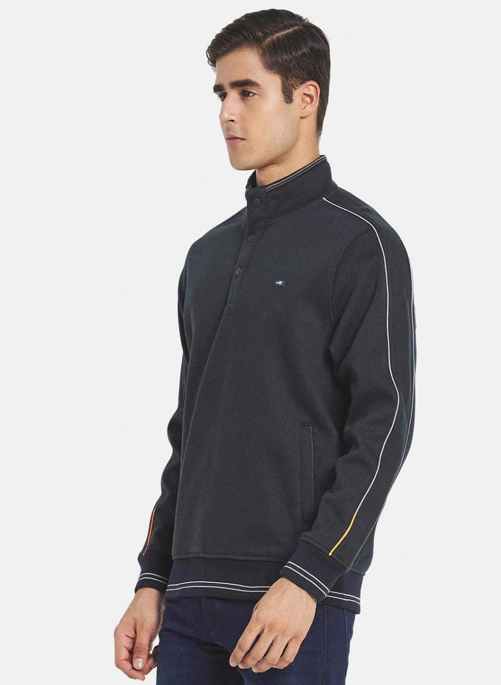 Men Green Ultra Warm Sweatshirt with Glowing Piping