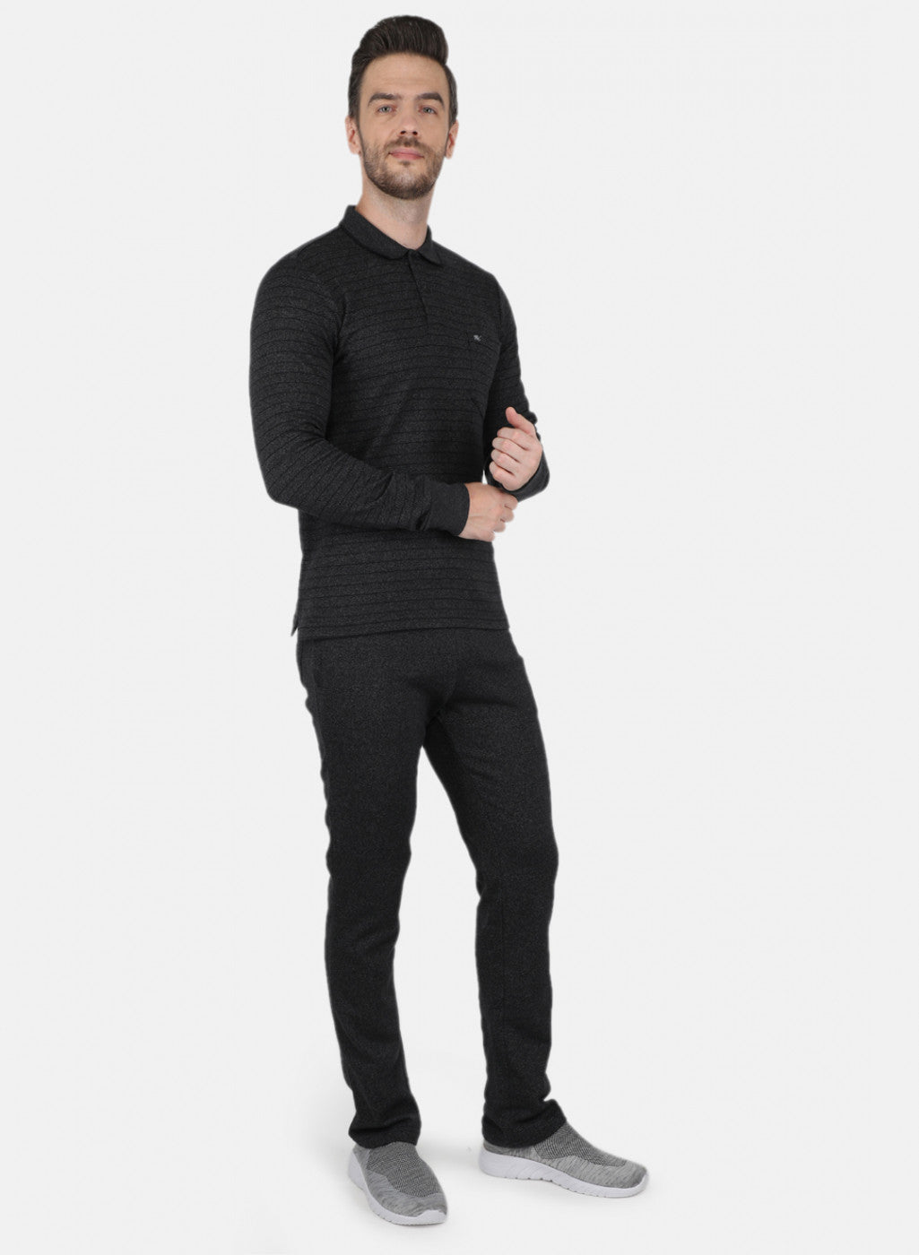 Men Black Solid Tracksuit