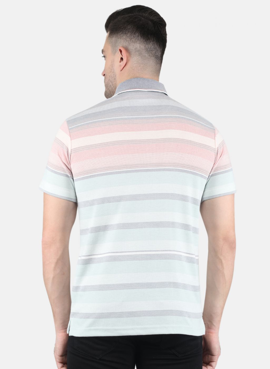 Men Pink Solid T-Shirt