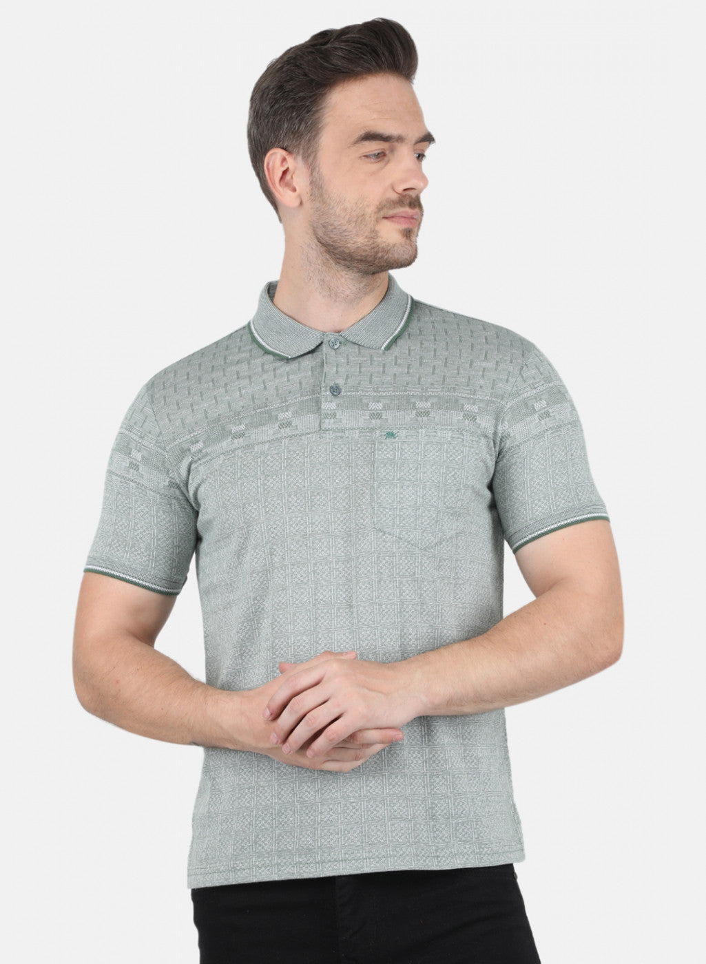 Men Green Jaquard T-Shirt
