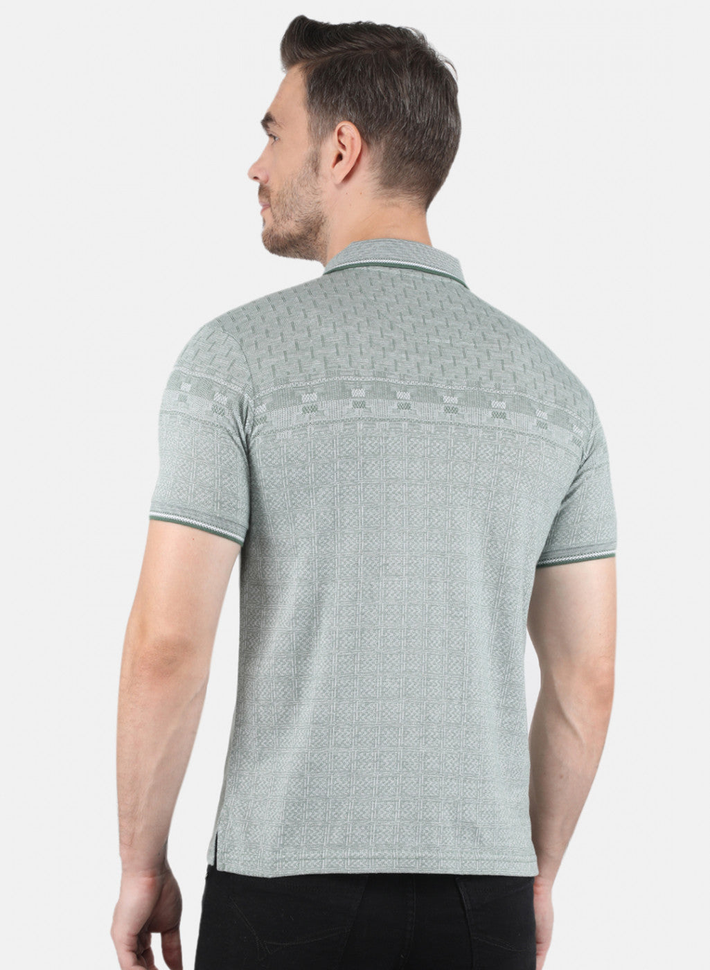 Men Green Jaquard T-Shirt