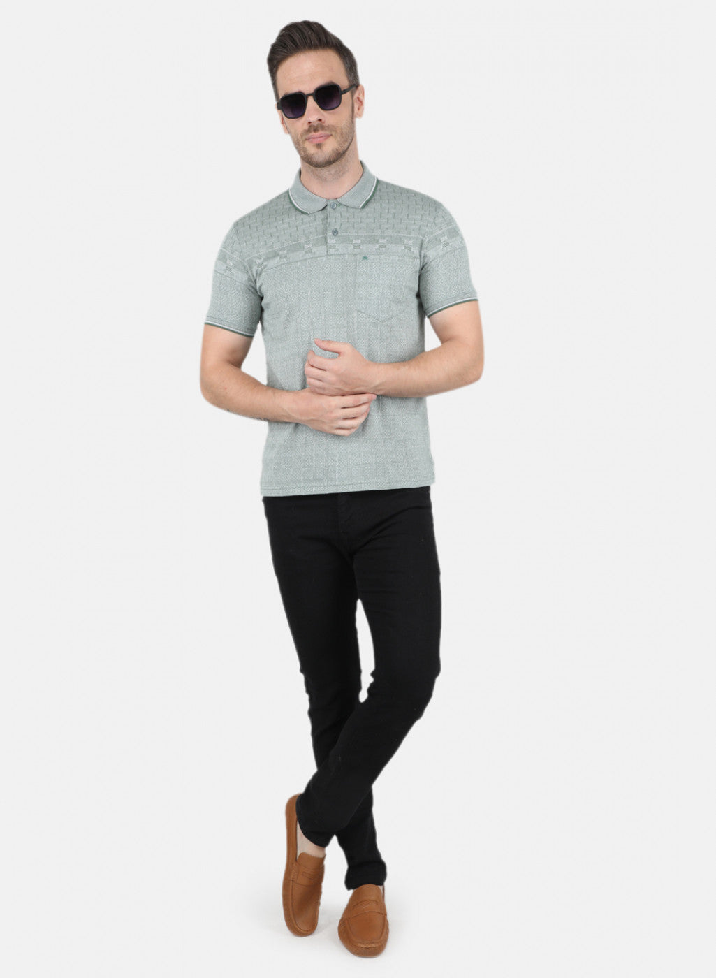 Men Green Jaquard T-Shirt