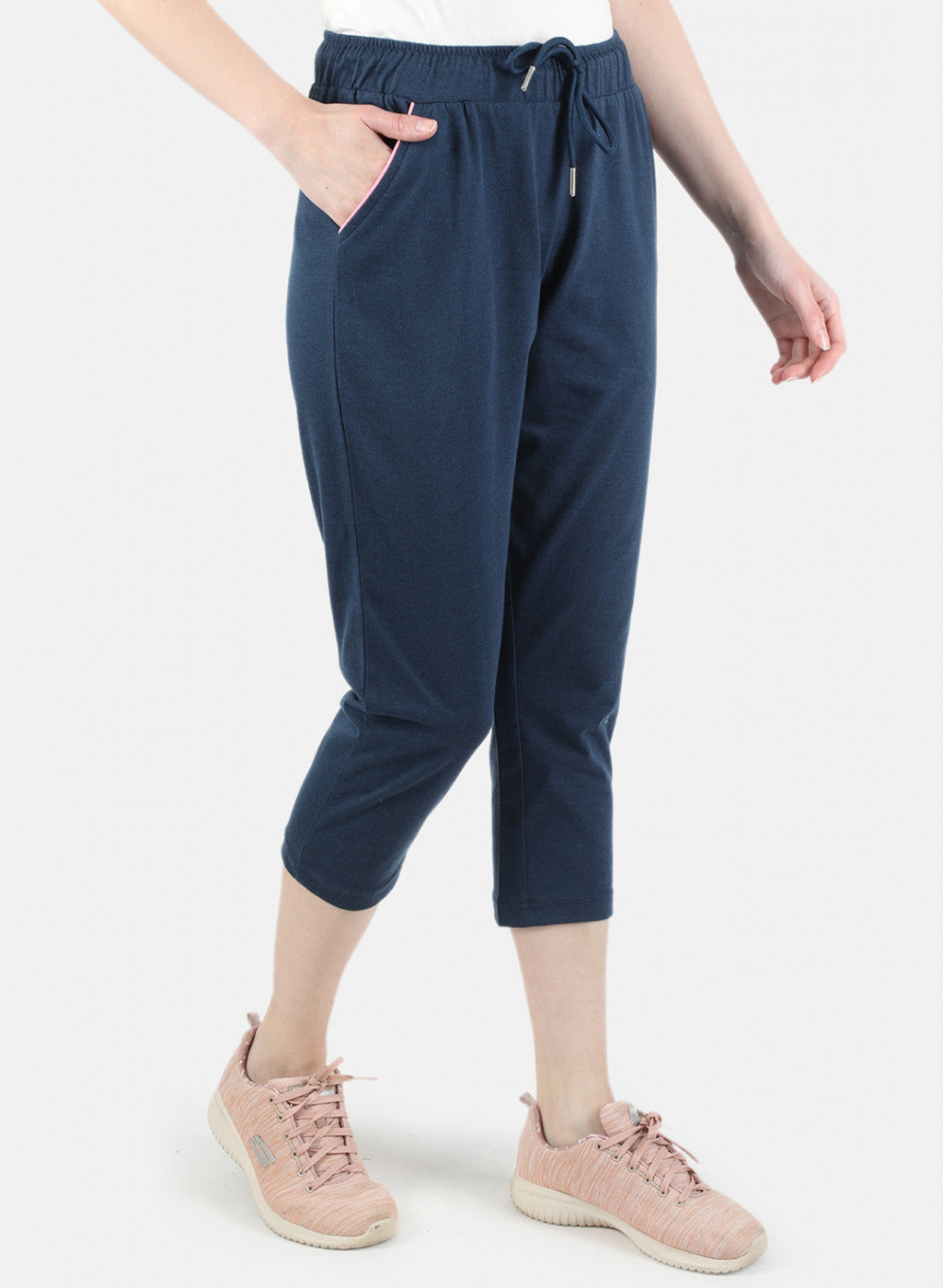 Women Blue Plain Capri