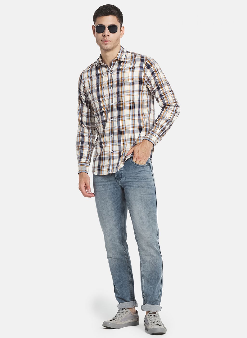 Men Grey Narrow Fit Denim