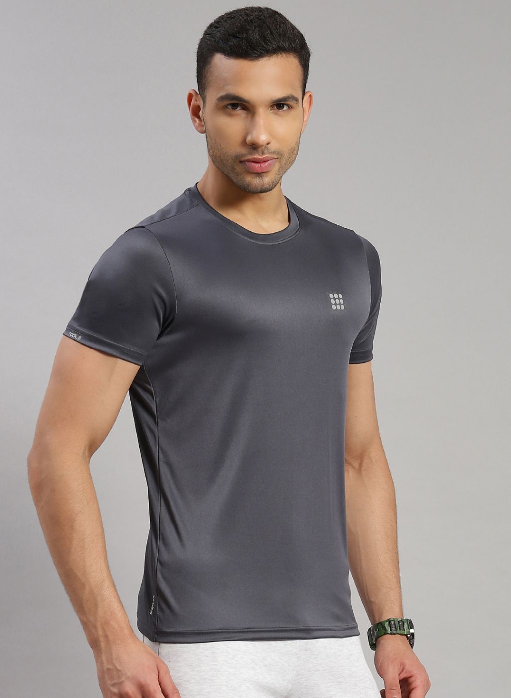 Rock.it Men Grey Solid T-Shirt