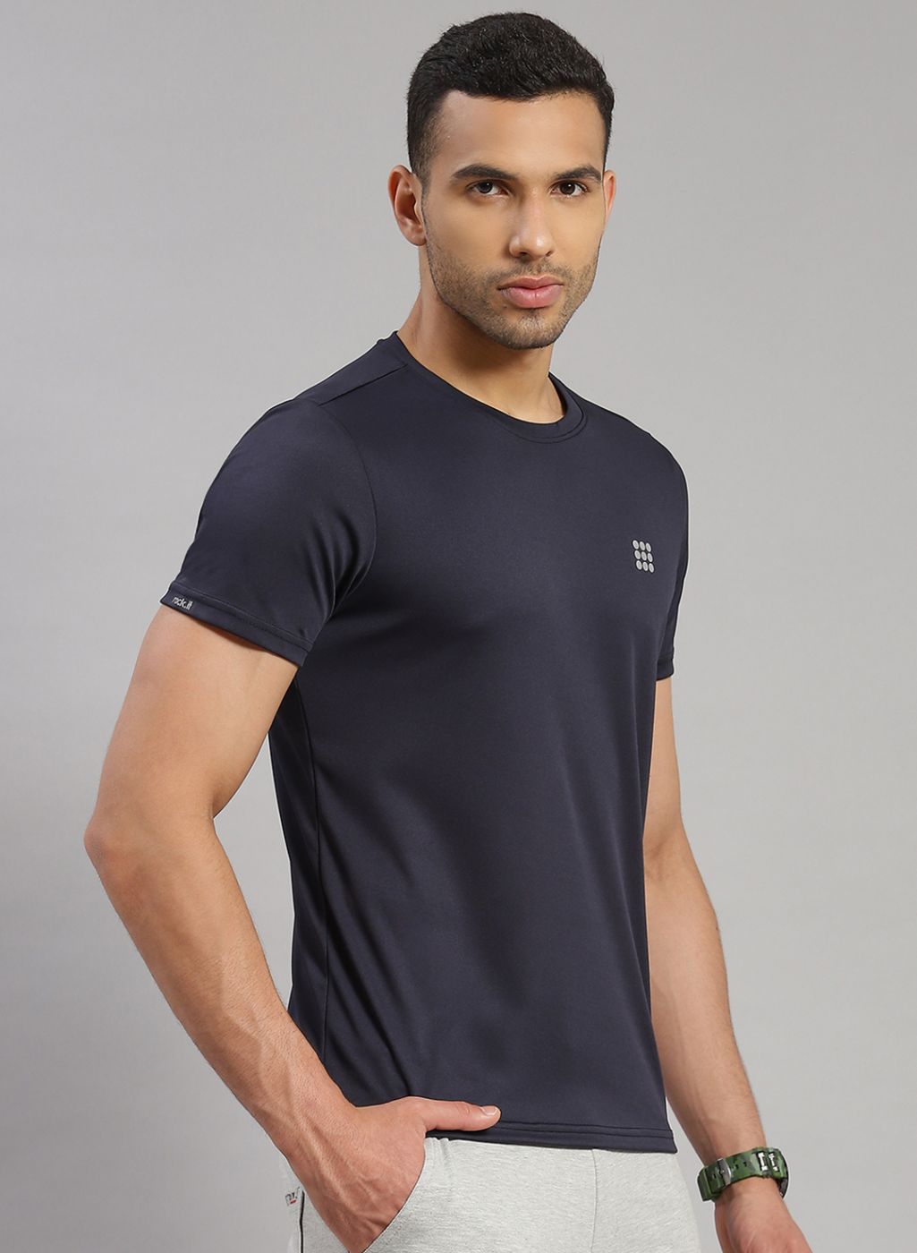 Rock.it Men Navy Blue Solid T-Shirt