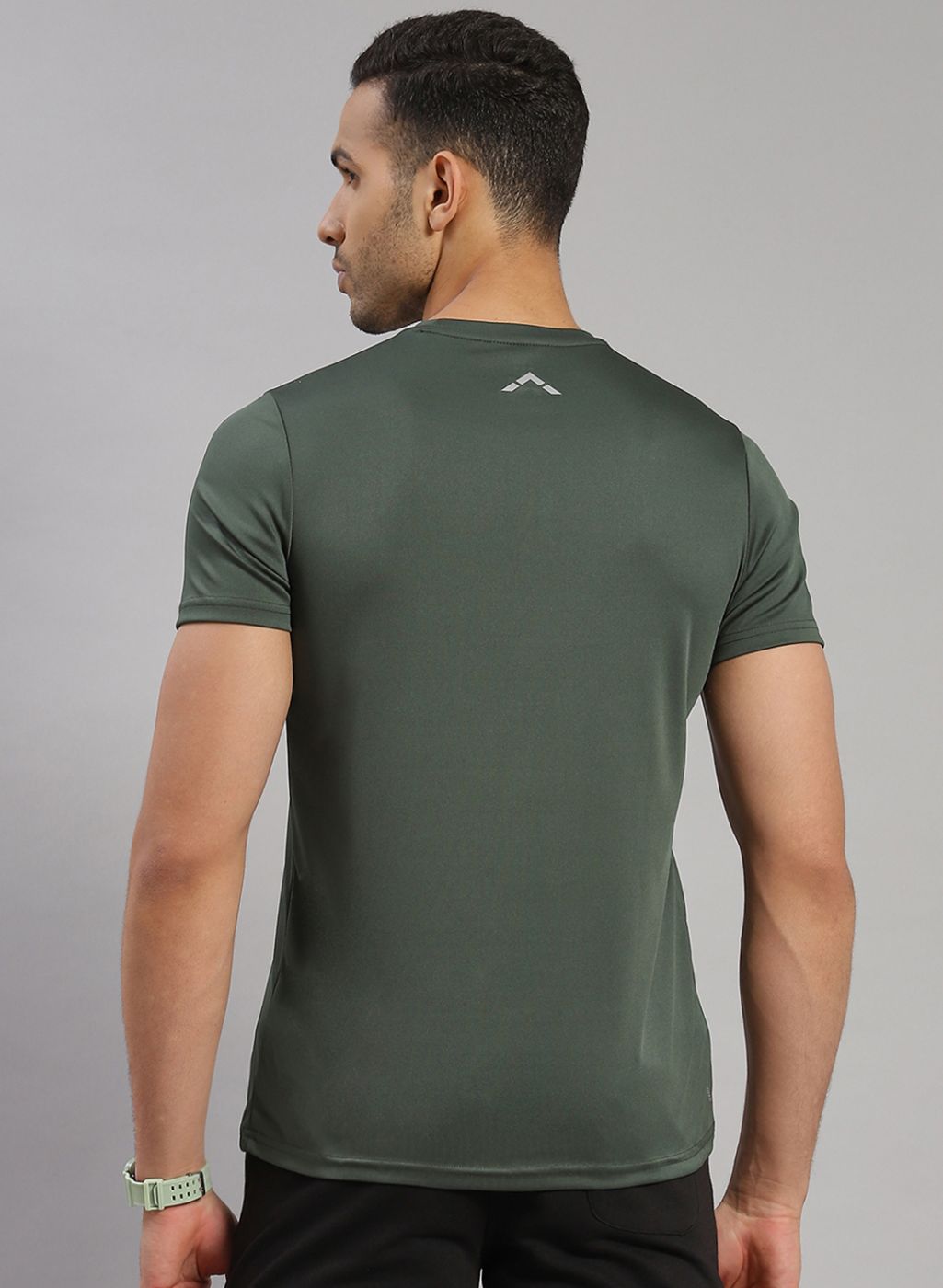 Rock.it Men Olive Solid T-Shirt