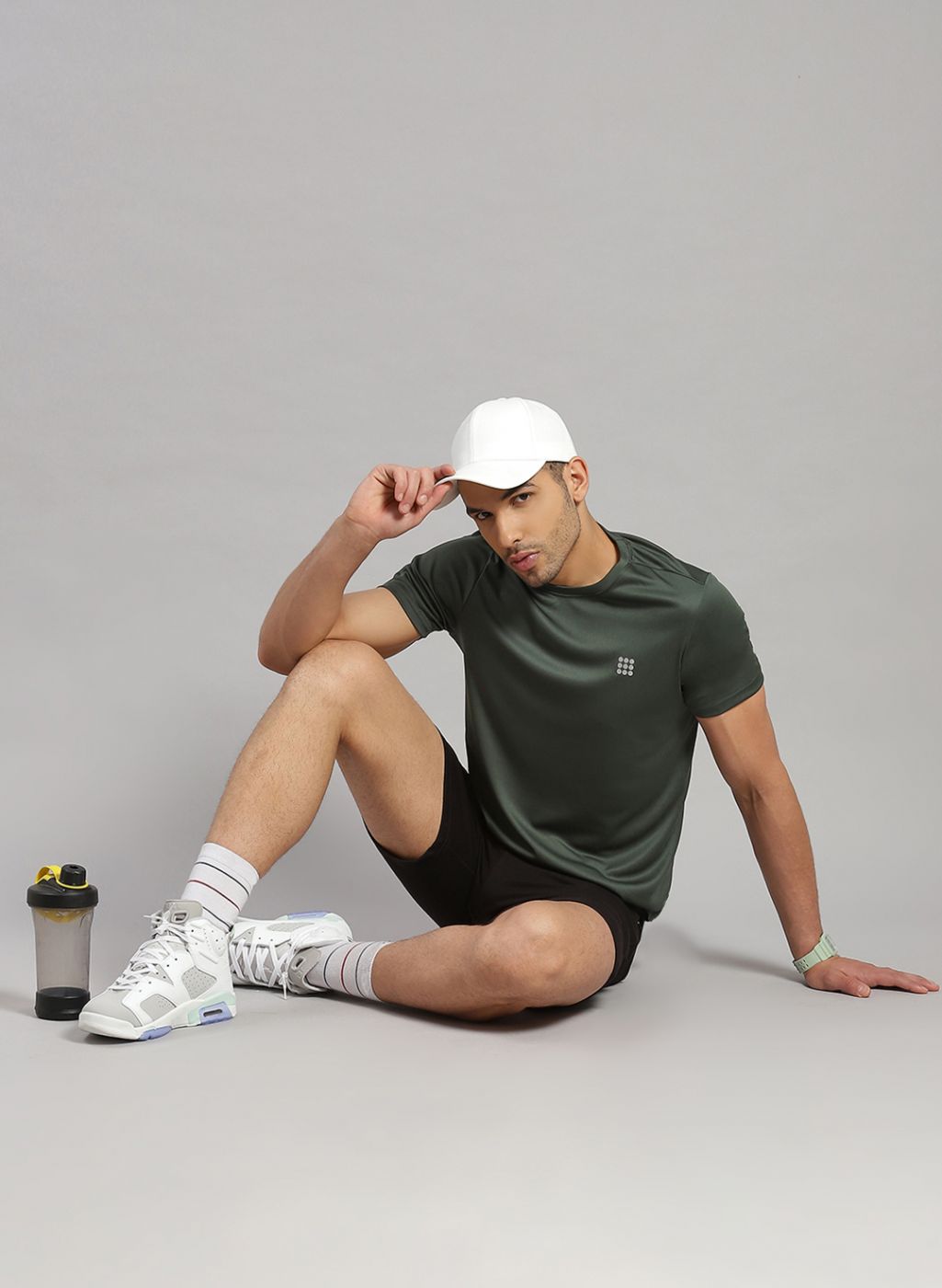 Rock.it Men Olive Solid T-Shirt