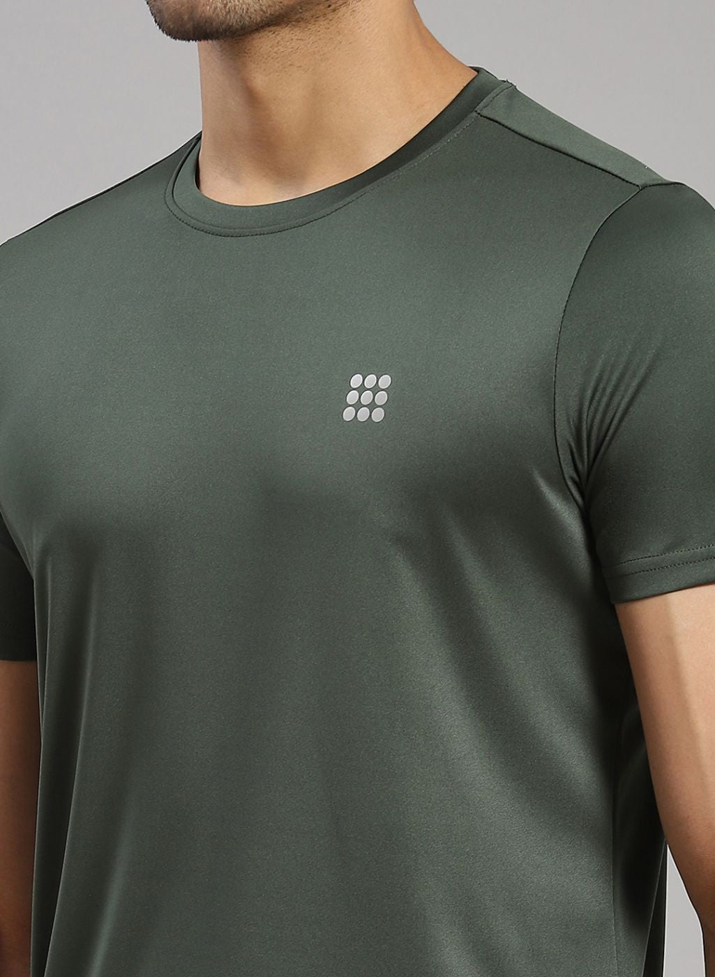 Rock.it Men Olive Solid T-Shirt