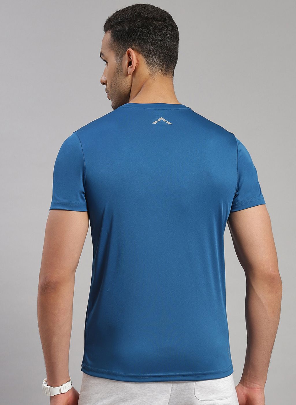 Rock.it Men Teal Blue Solid T-Shirt