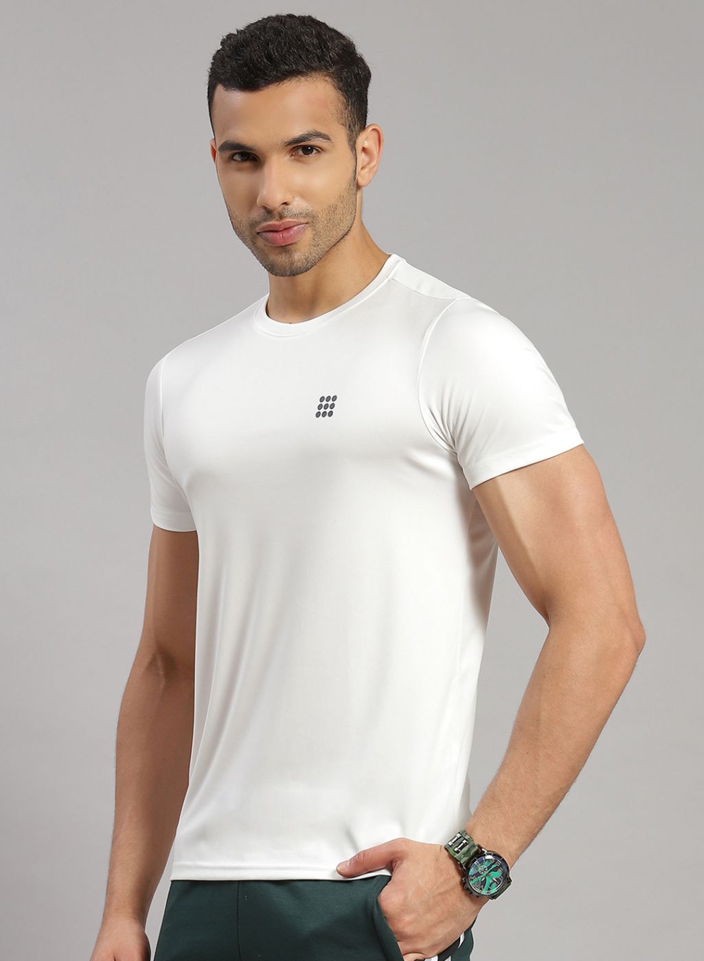 Rock.it Men White Solid T-Shirt