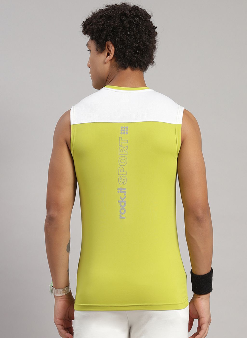 Rock.it Men Green Solid T-Shirt