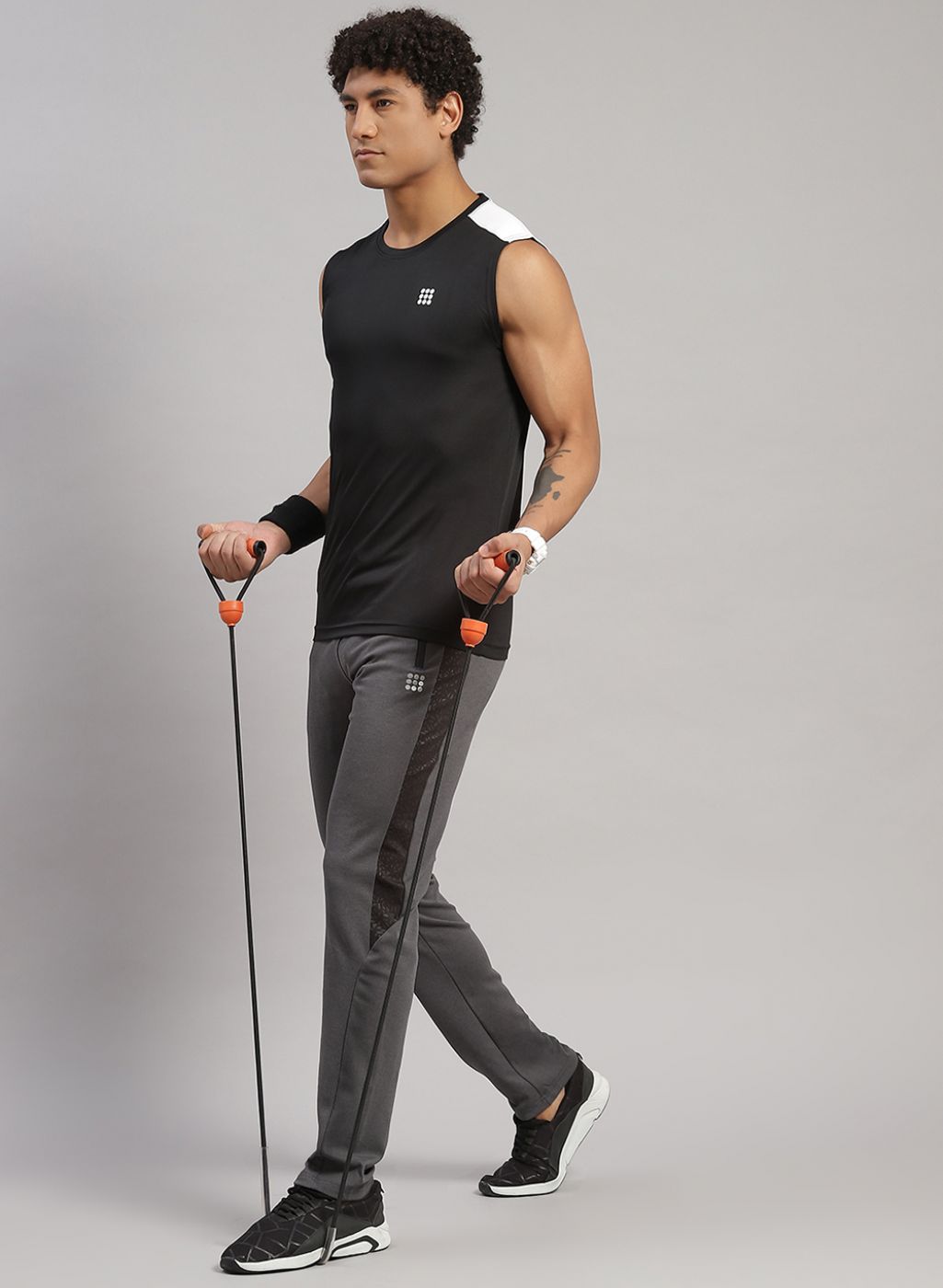 Rock.it Men Black Solid T-Shirt