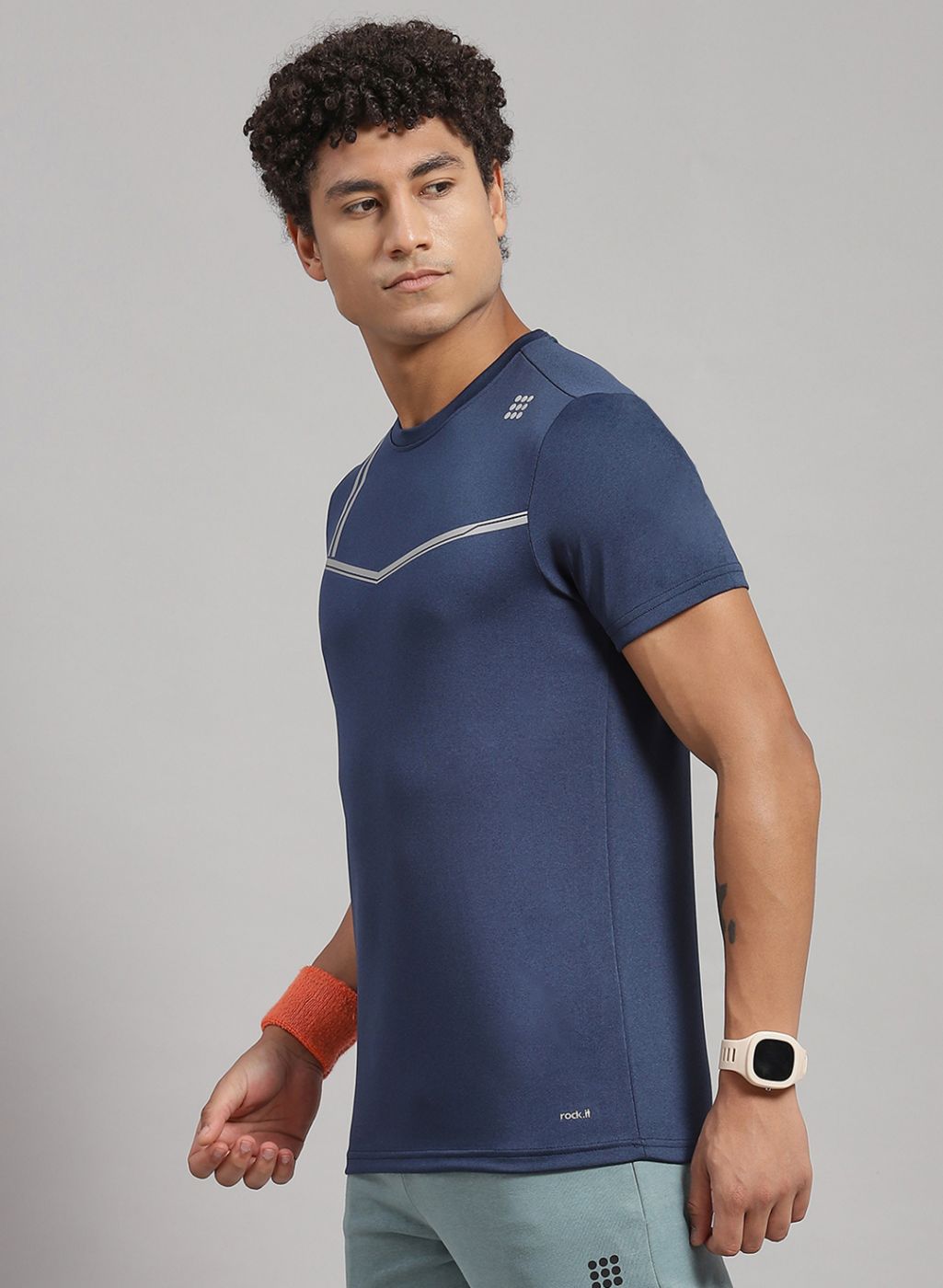 Rock.it Men Blue Solid T-Shirt