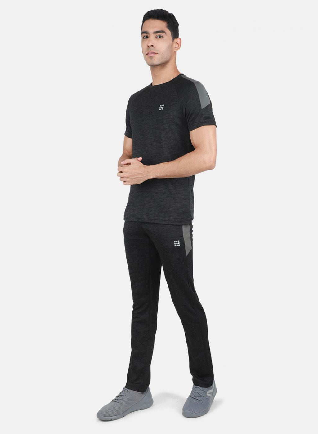 Rock.it Men Black Self Design Tracksuit