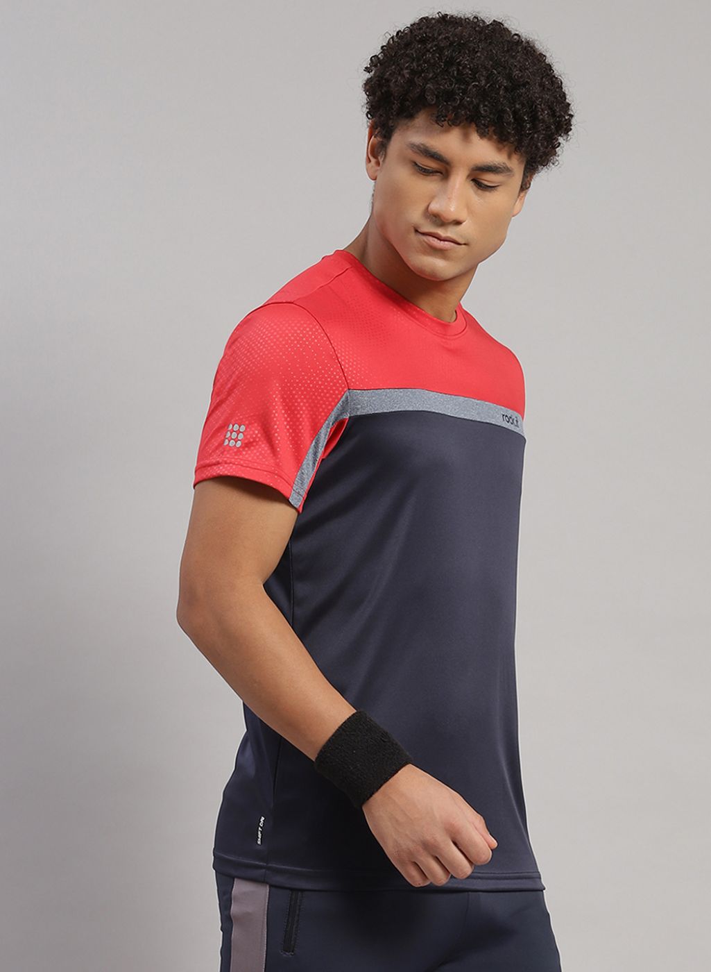 Rock.it Men Navy Blue Solid T-Shirt