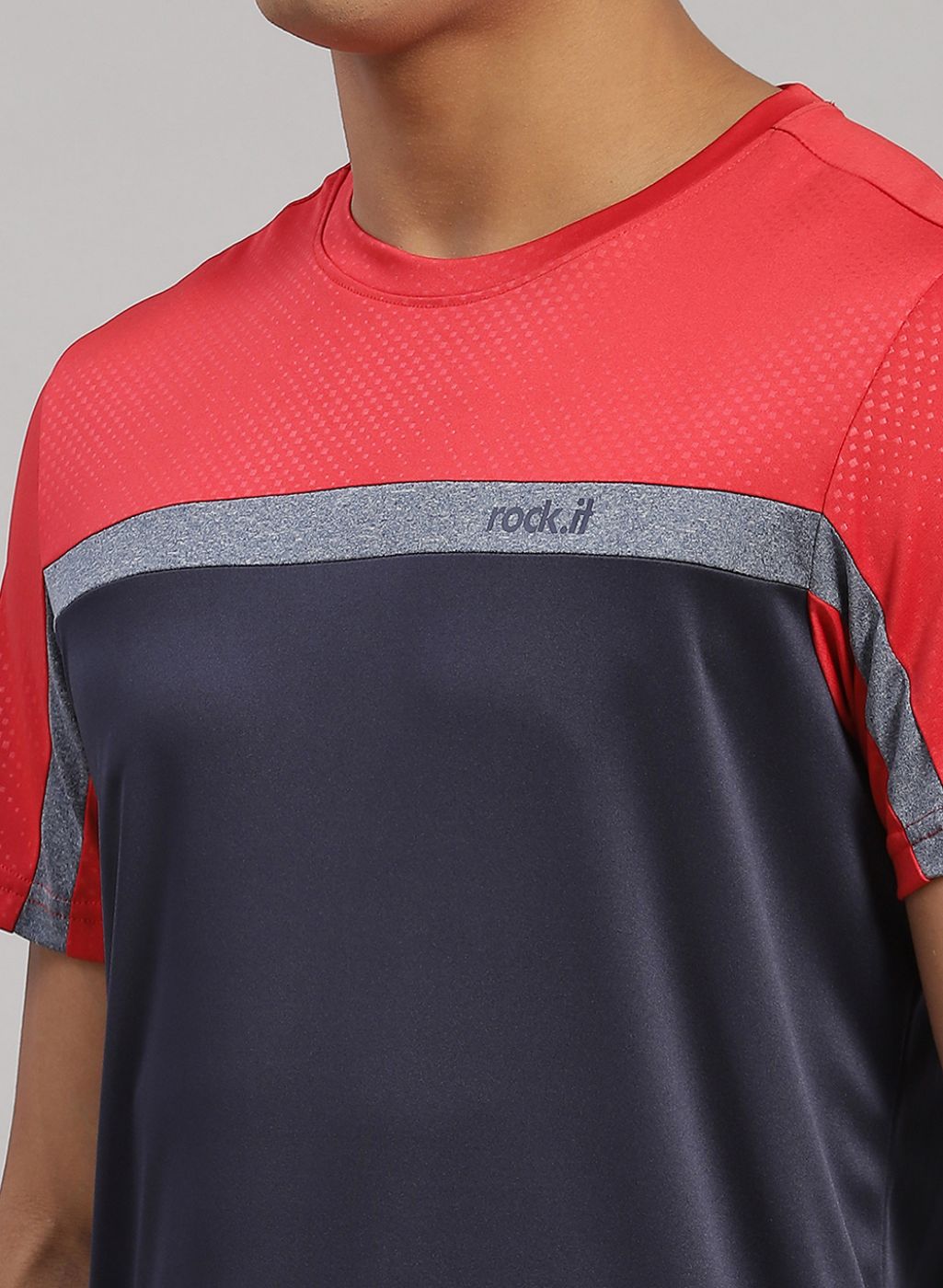 Rock.it Men Navy Blue Solid T-Shirt