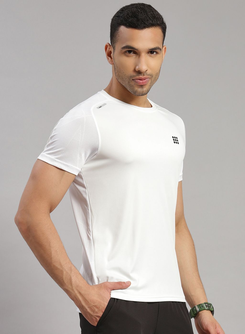 Rock.it Men White Solid T-Shirt