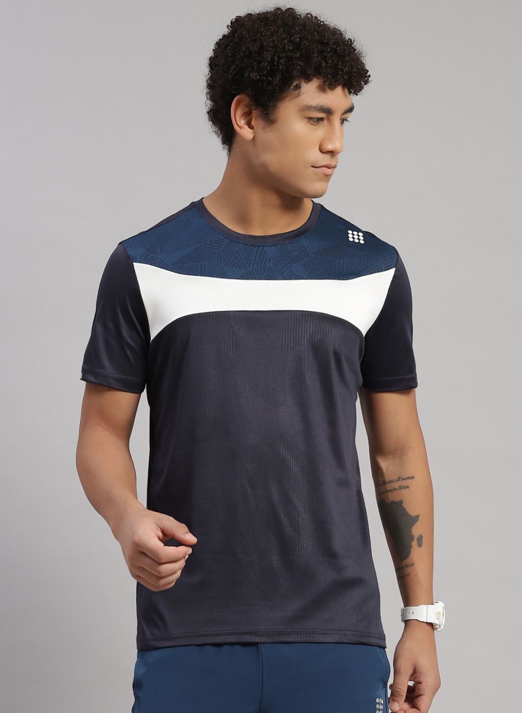Rock.it Men Grey Solid T-Shirt