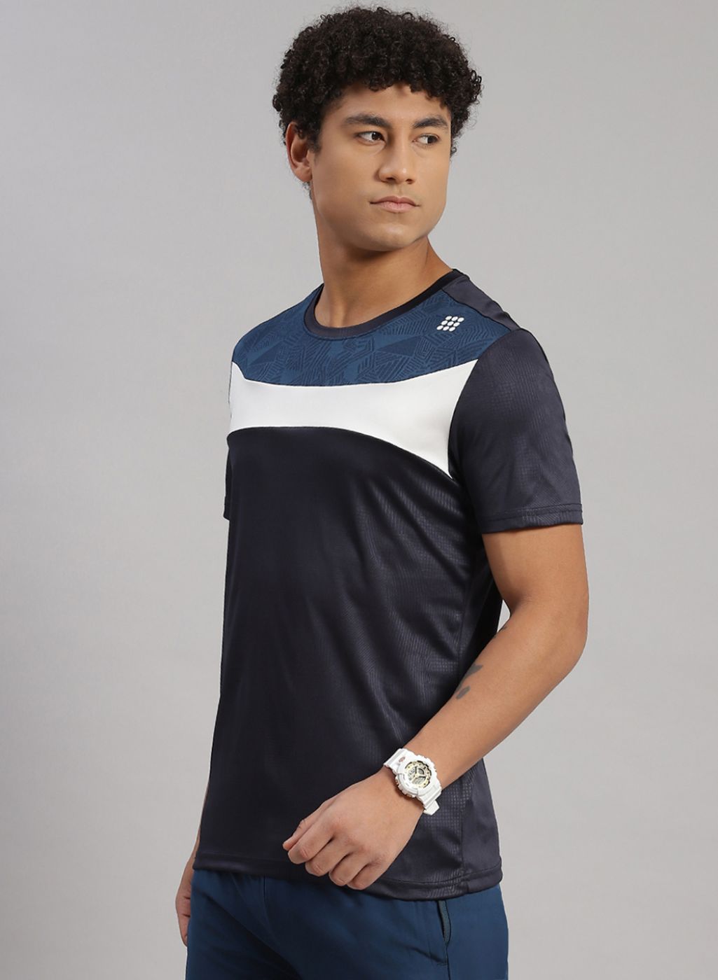 Rock.it Men Grey Solid T-Shirt