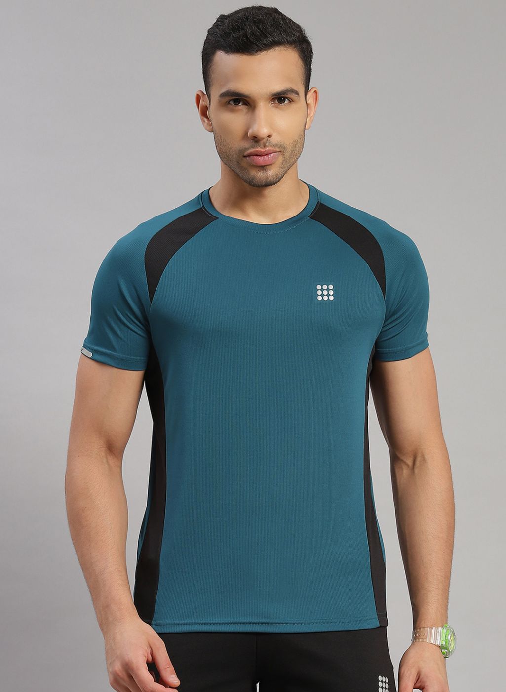 Rock.it Men Blue Solid T-Shirt