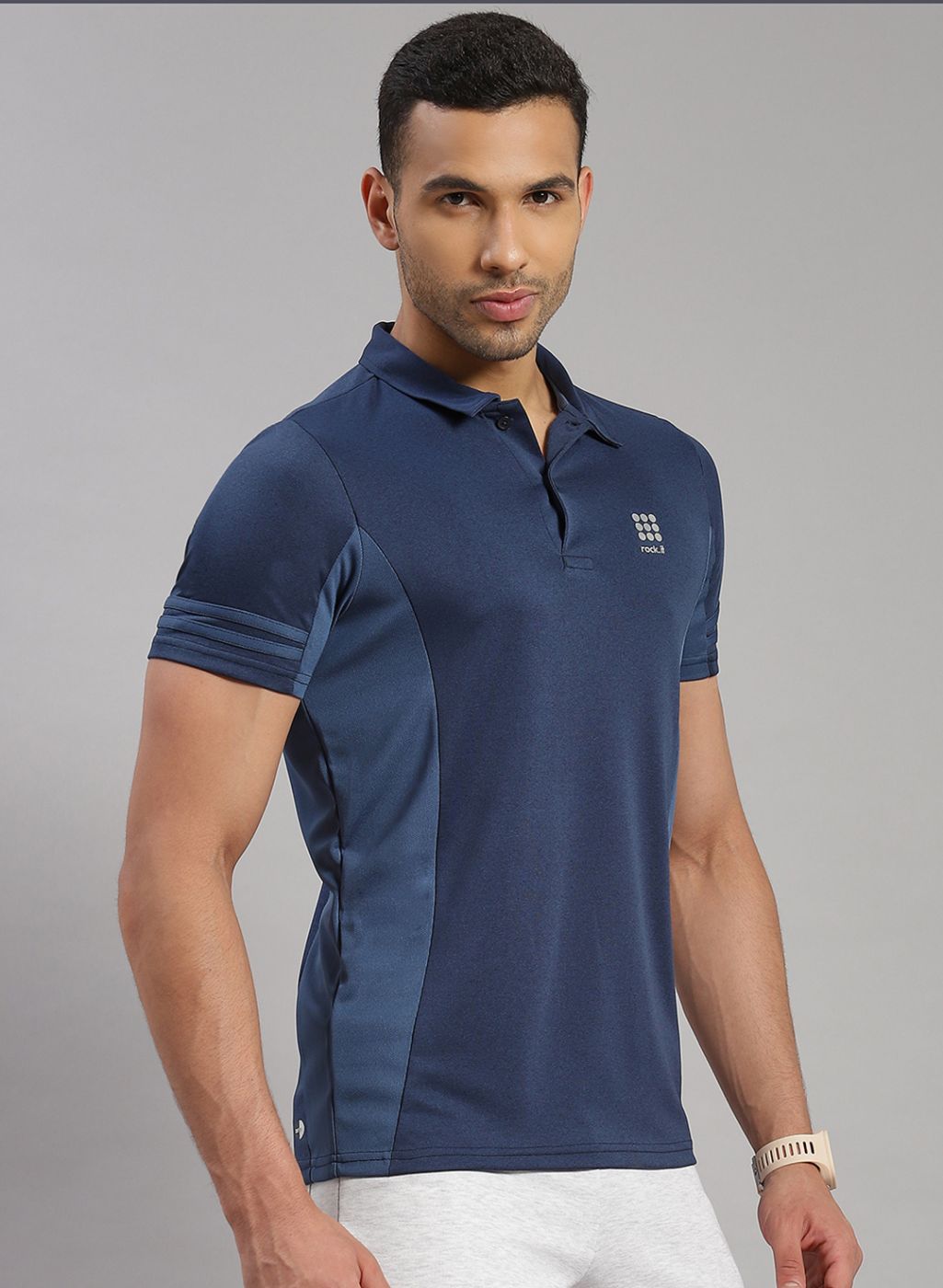 Rock.it Men Blue Solid T-Shirt