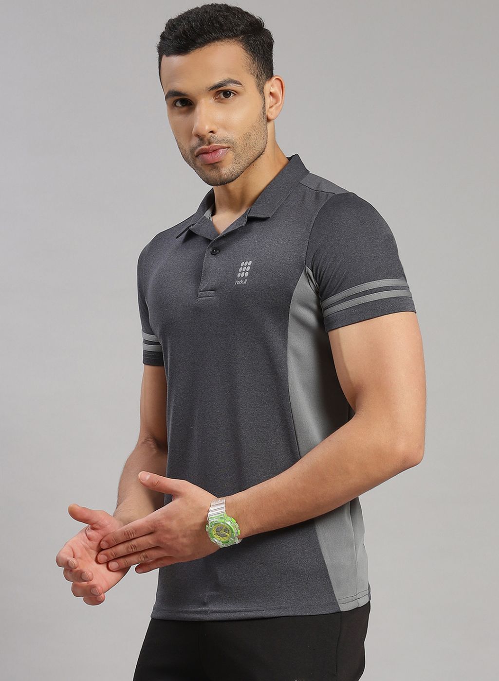 Rock.it Men Grey Solid T-Shirt