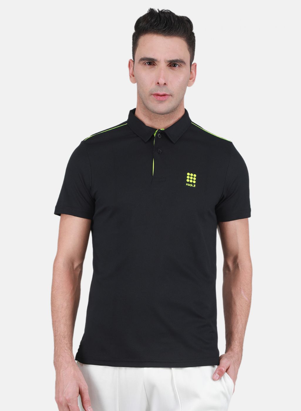 Rock.it Men Black Solid T-Shirt