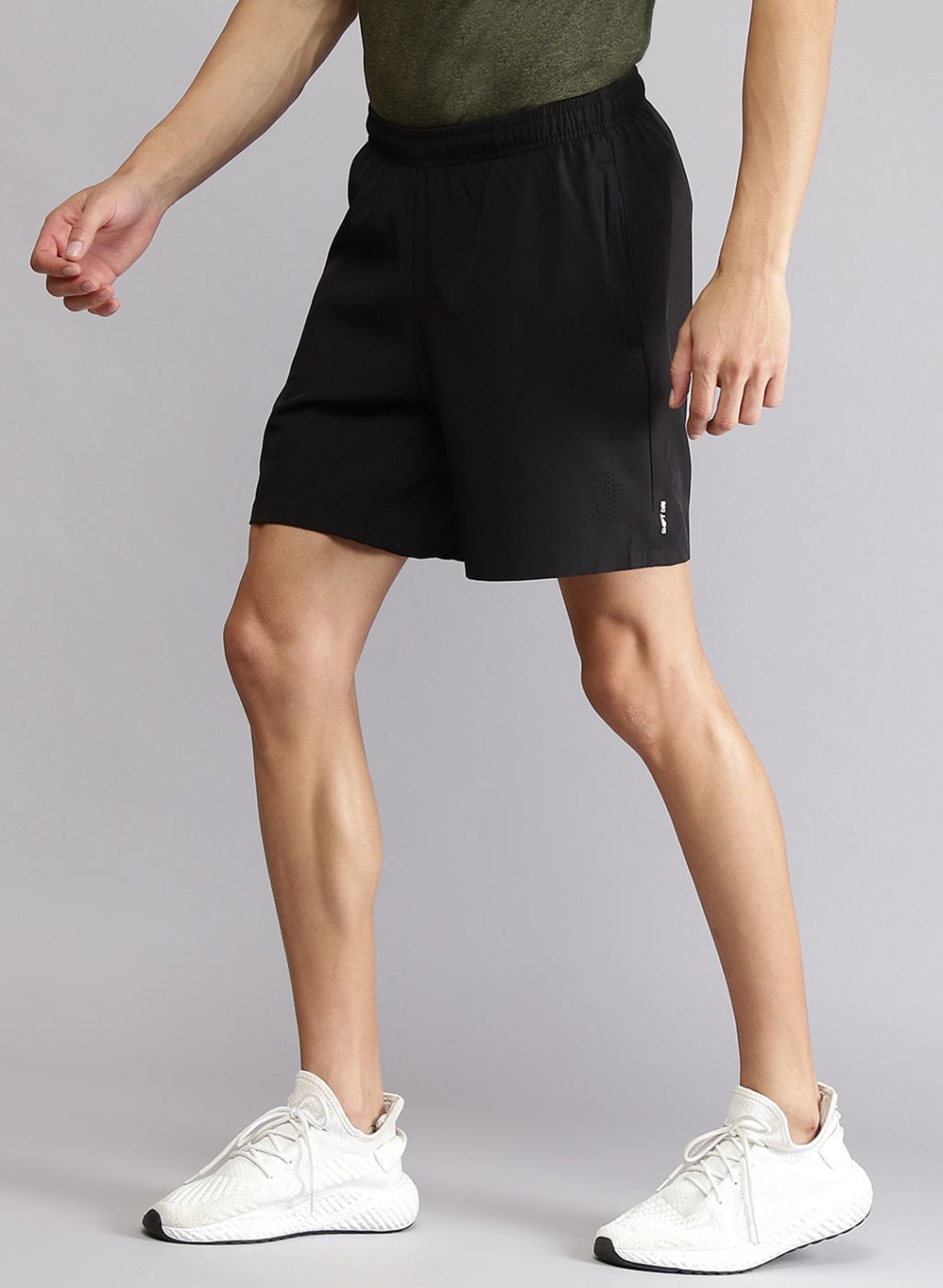 Rock.it Men Black Solid Short